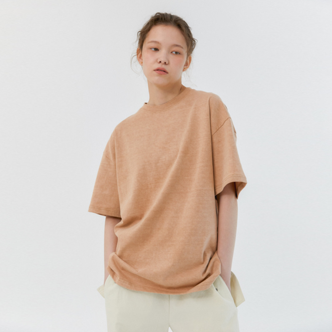 [위티앤험블] Pigment Overfit T-shirt (Beige)