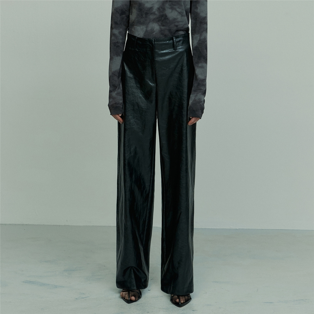 [N][리이] FAUX LEATHER WIDE LEG TROUSERS BLACK