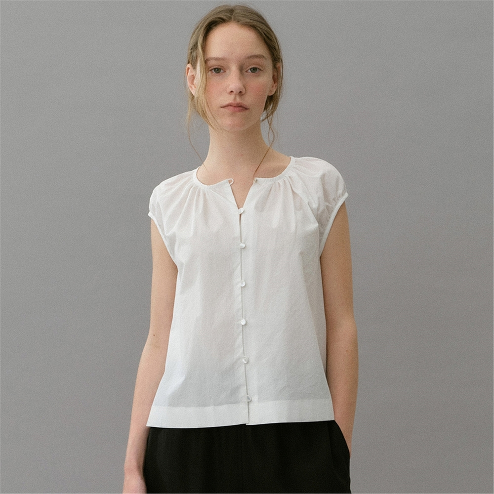 [블랭크03] cotton shirring button blouse (white)