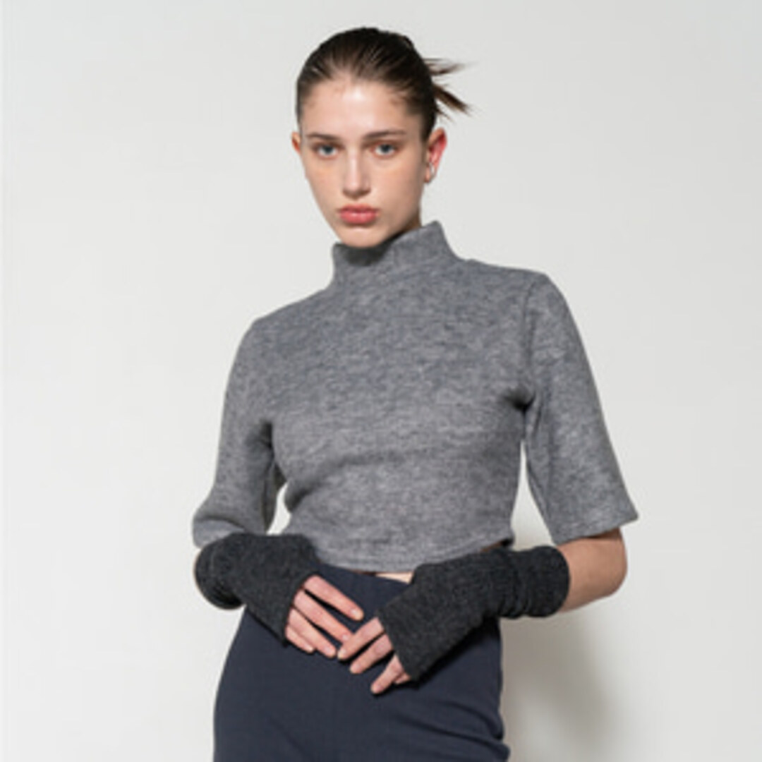 [320쇼룸]Mock Neck Short Sleeve Knit Gray