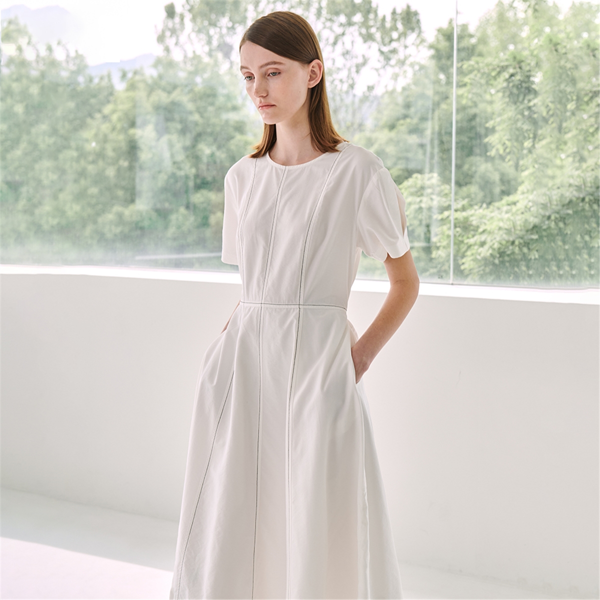 [누브] Stitch Flare Dress - White