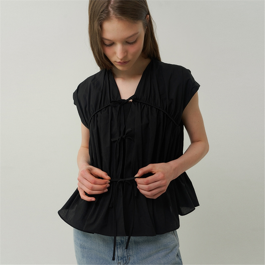 [블랭크03] cotton shirring blouse (black)