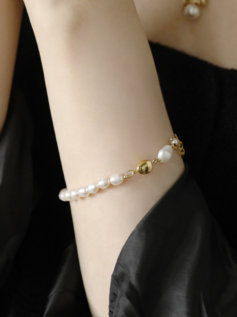 [소수] Freshwater Pearl Gold Ball Bracelet 천연 진주 골드 볼 팔찌