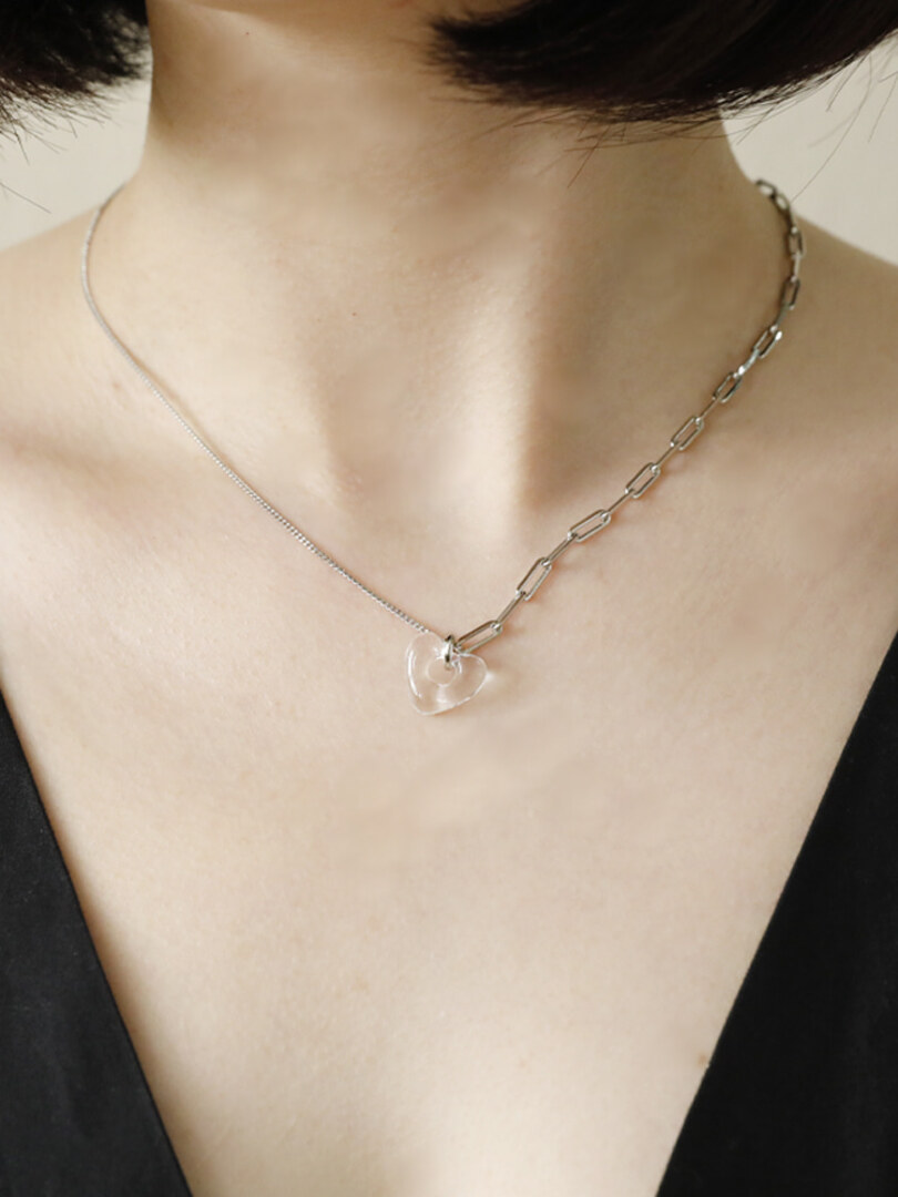 [소수] Clear Heart Chain Necklace 클리어 하트 체인 목걸이
